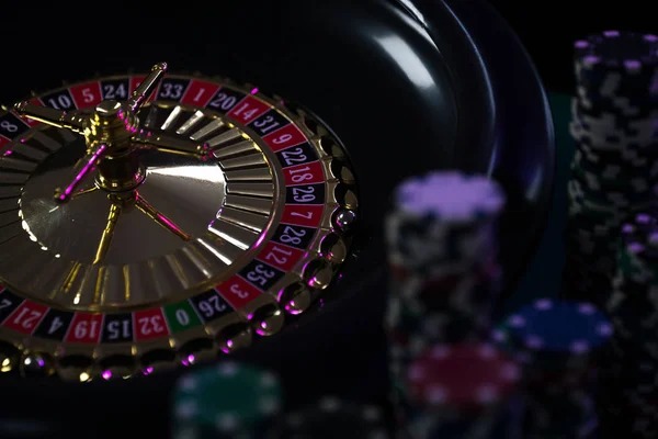 hoki69 slot mobile app interface showing live-dealer tables and account dashboard